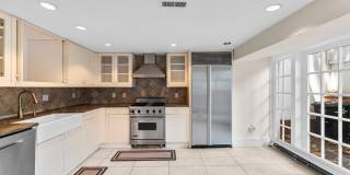 3341 DENT Place NW Gallery 5