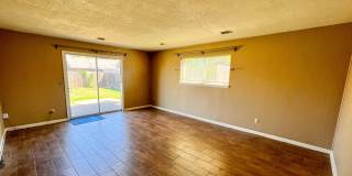 Great Location in The Village! Gallery 4