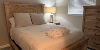 Walk to the Beach! Beautifully Remodeled/Furnished Fiddler's Cove Gallery 25