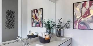Room in 3 Bedroom Home at Endeavor Ln Gallery 7