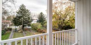 Fully Furnished Downtown Carlisle Townhouse with Fenced Yard and Off Street Parking Gallery 5