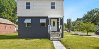 BEAUTIFULLY RENOVATED THREE BEDROOM 2 BATH HOME IN COLLEGE PARK IS IMMEDIATELY AVAILABLE Gallery 1
