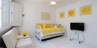 689 N Majorca Circle Gallery 20