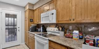 123 E ERIE Drive Gallery 8