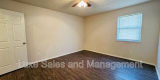 6034 NW Expressway Gallery 15