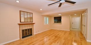 COMING SOON! | $3,695 / 3BR - GORGEOUS TOWNHOME IN CENTRAL NEWARK Gallery 8