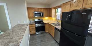 Available Now! - 2 Bed, 1.5 Bath For Rent Gallery 7