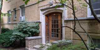 828 Reba Place 828 Reba Place Gallery 1