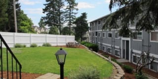 Crestwood Courts Gallery 3