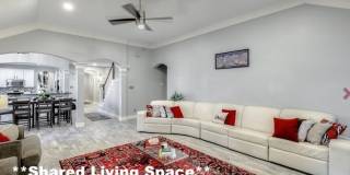 1998 Arizona Avenue Gallery 8