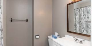 493 Delaware Avenue Gallery 16