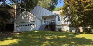 1819 Crescent Hill Drive NW Gallery 1