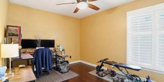 Charming 2BR Condo in Raleigh Gallery 27