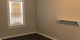 Historic Sanford Second Floor 1BR/1BA Apartment Available Now! Gallery 8