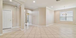 127 Silver Falls Drive Gallery 3