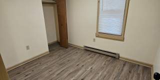 16 N 5th St - B Gallery 3