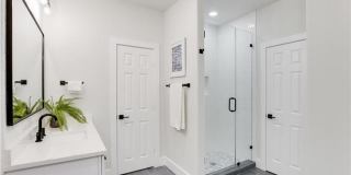 11725 Bell Avenue Gallery 28