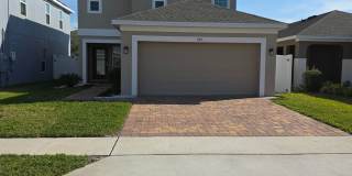 4 Bedrooms, 2.5 Bathrooms Singe family home Gallery 1