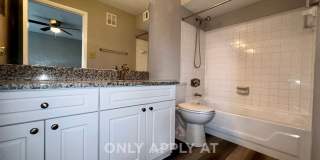3/2 Regency Gardens 1st Floor Condo with New Plank Fooring, Stainless Appliances, and Fresh Paint! Gallery 14