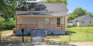 32 5th Avenue Gallery 1