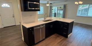 514 LONGFELLOW Court Gallery 16