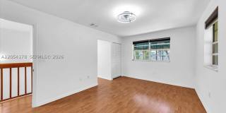 12370 SW 52nd St Gallery 35