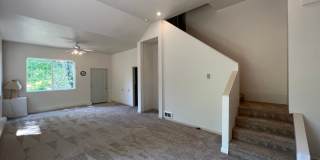 Tri-Level Spring Blvd Home Gallery 34
