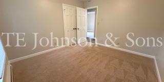 Spacious One Level Home with Den, Granite Kitchen Island, and 2 Car Carport Gallery 31