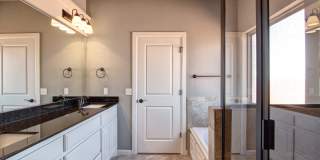 Beautiful Foster Signature Home in Great Location! Gallery 14