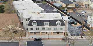 180 Deer Park Avenue Gallery 22