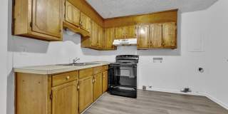 521 16th Street Southwest Gallery 6