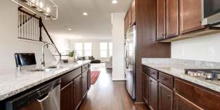 42482 DOGWOOD GLEN Square Gallery 14