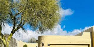 Townhome in Desirable Sunrise Presidio Gallery 1