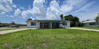 603 SE 46th Ter Gallery 1