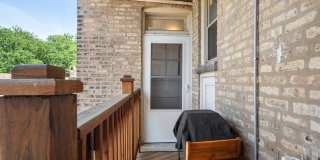 1702 W Catalpa Avenue Gallery 19