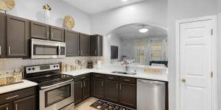Energy-Efficient 3 Bed, 2 Bath Home on a Quiet Cul-de-Sac Gallery 9