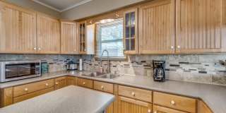 1660 McIver Road Gallery 16