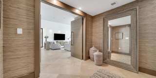 100 South Pointe Drive Gallery 3