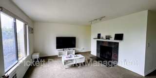 1700 W Sunn Fjord Ln Gallery 7