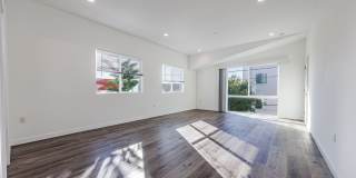1119 N Berendo St Gallery 7