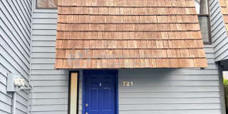 721 141st Ln SE Bellevue WA 98007 Gallery 1