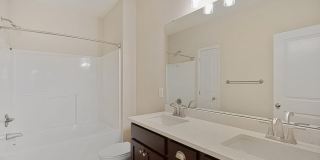 Amelia Station Gallery 65