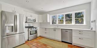 ALL THE CHARM! - Siesta Key 1+ acre on the Bay - 3 bed/ 2 bath pool home Gallery 13