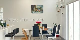 1120 Papaya St Gallery 3