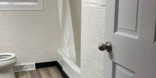 2718-2720 S. Stewart Gallery 16