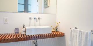 Stunning 4Bed/2.5ba Condo in Pacific Heights Gallery 14