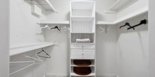 10432 W Avalon Drive Gallery 45