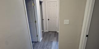 813 S Grosvenor Ct Gallery 53