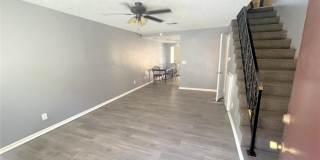Cozy 2 bed 1.5 bath apartment in Santa Ana Gallery 3