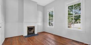 902 Barnard Street Gallery 24